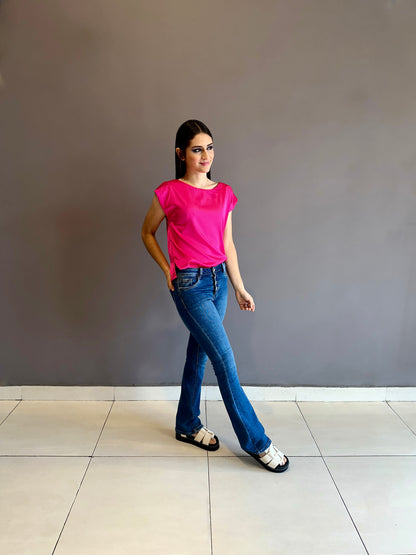 Blusa muscle en satín color fucsia